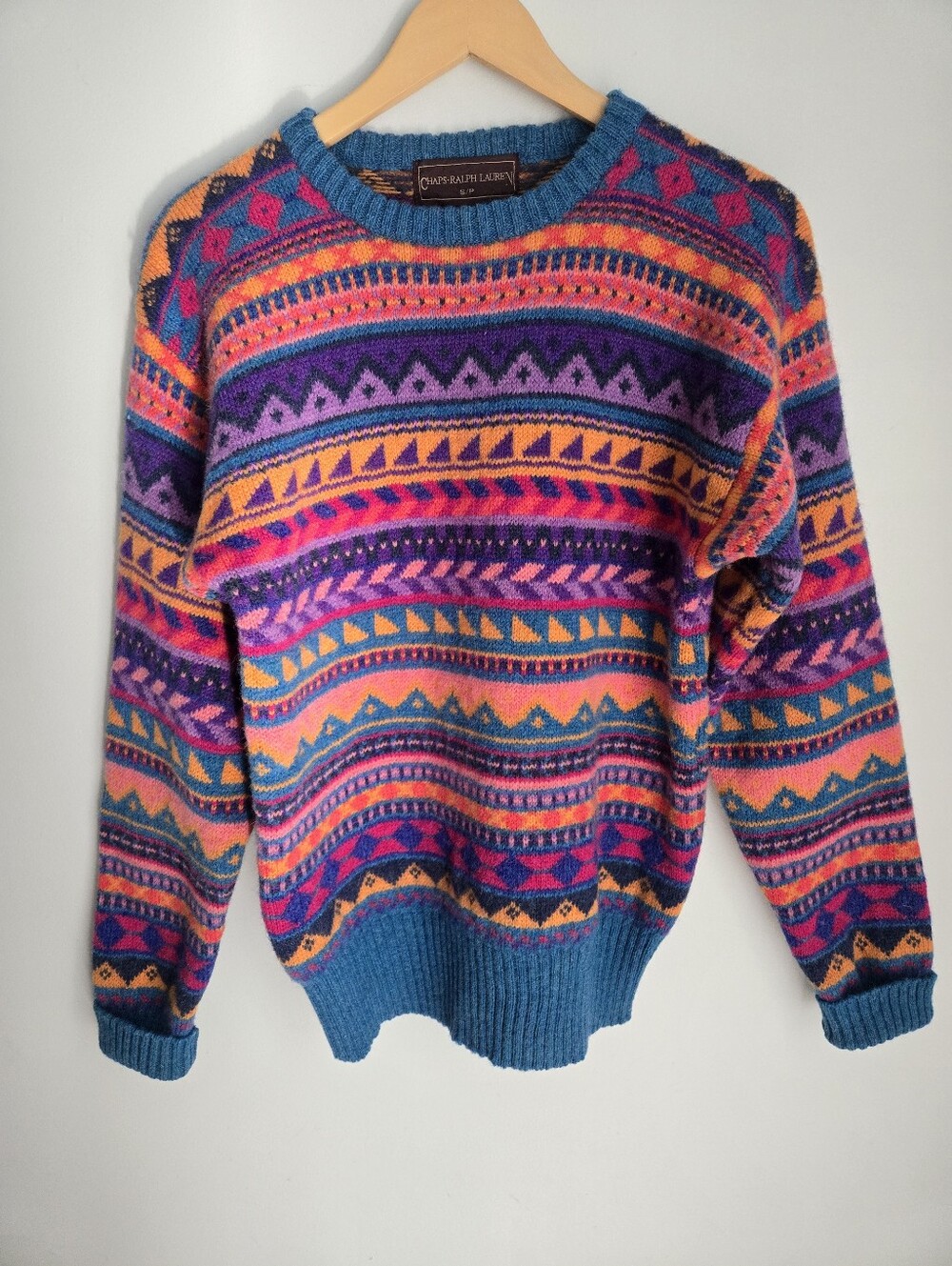 Vintage CHAPS RALPH 💯 Pure New Wool Colorful Bold Knit Sweater
